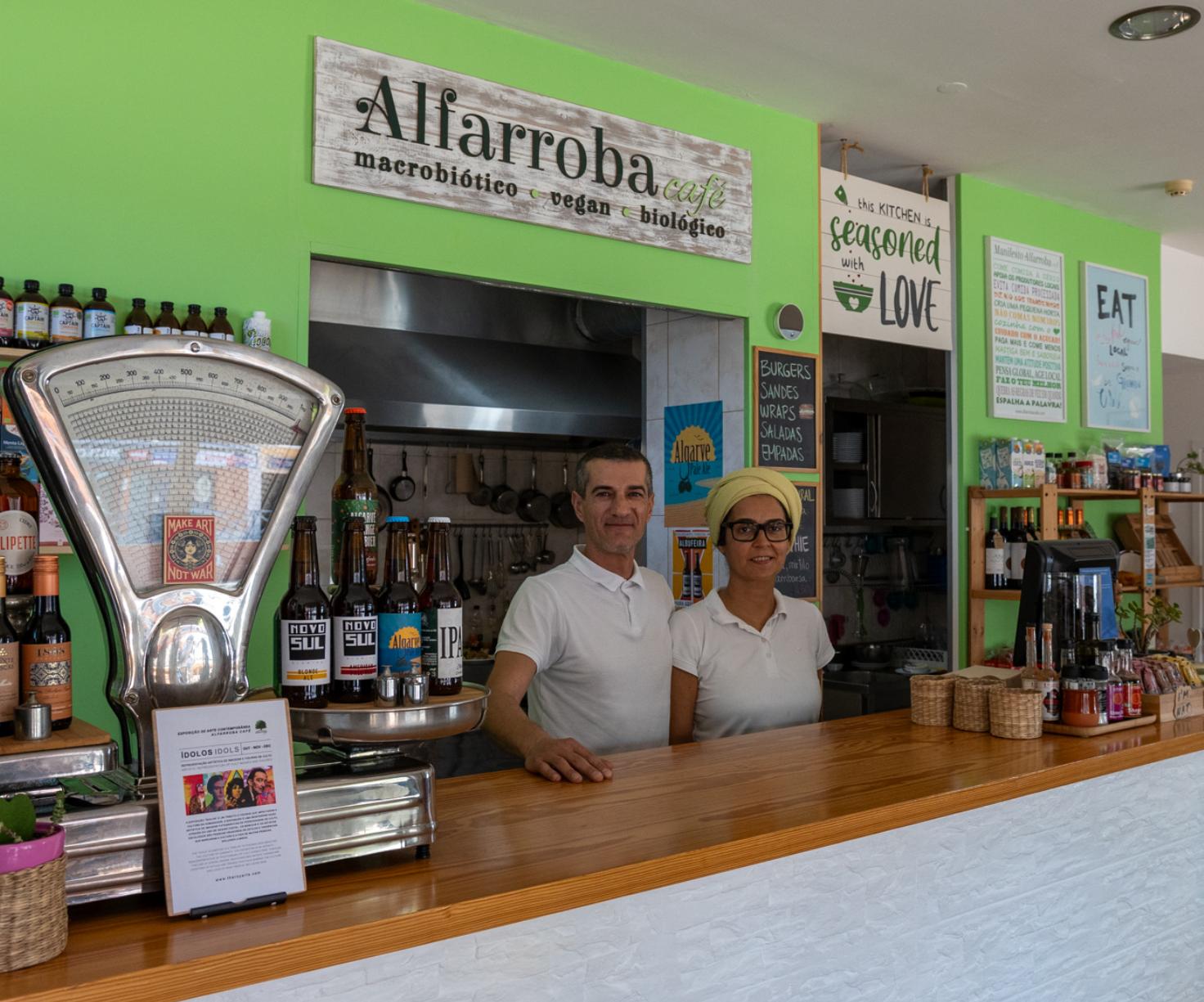 Alfarroba Café